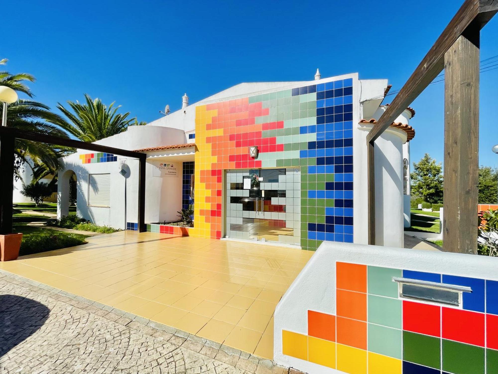 Lavanda - 2 Bedrooms - 3 Level Pool - Garden - Beach 1Km Estômbar Εξωτερικό φωτογραφία