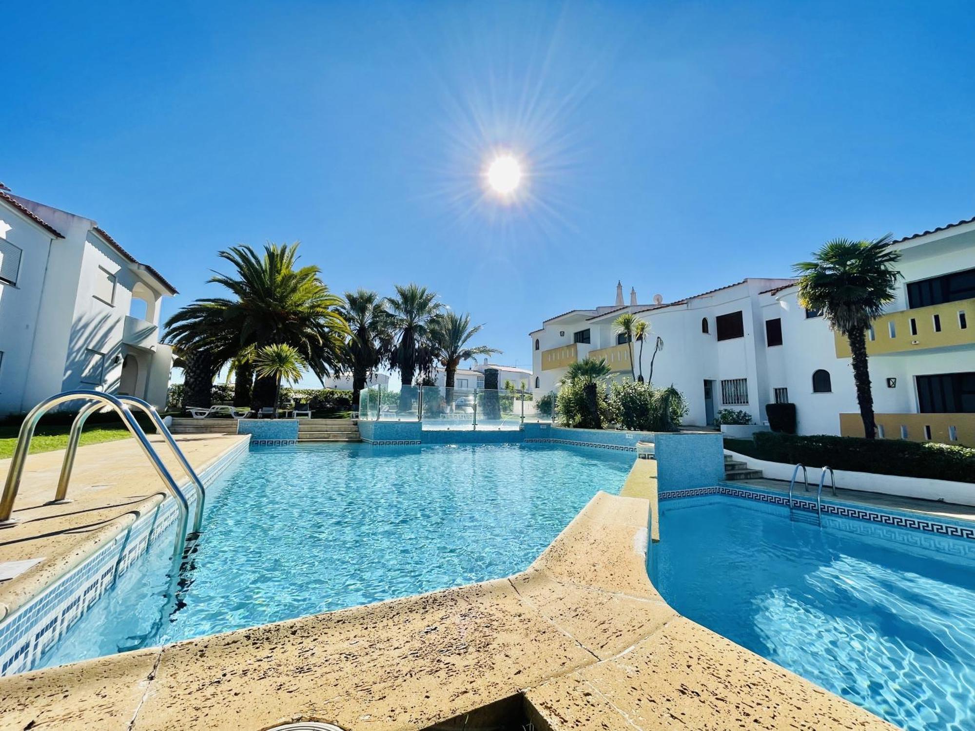 Lavanda - 2 Bedrooms - 3 Level Pool - Garden - Beach 1Km Estômbar Εξωτερικό φωτογραφία