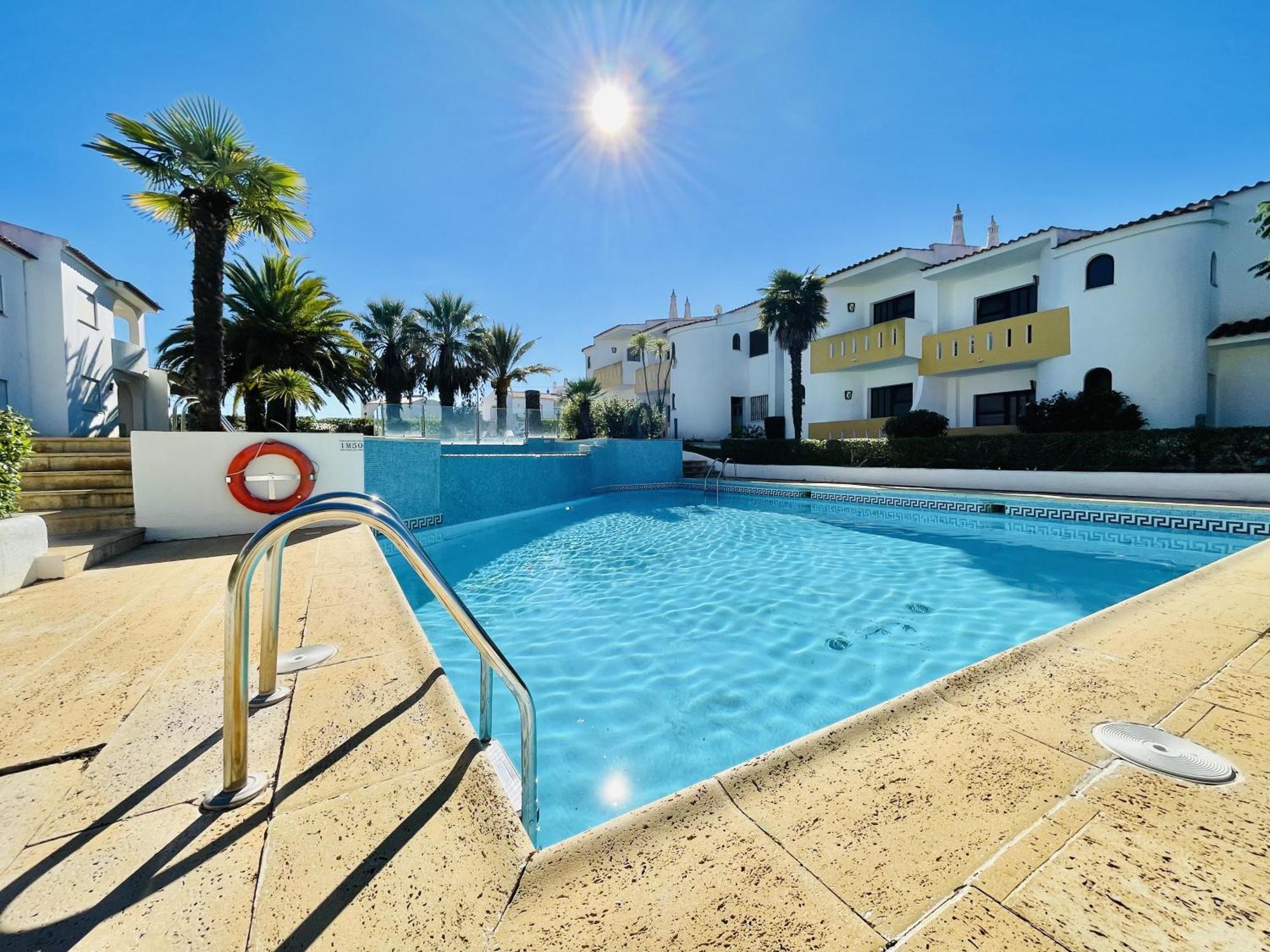 Lavanda - 2 Bedrooms - 3 Level Pool - Garden - Beach 1Km Estômbar Εξωτερικό φωτογραφία